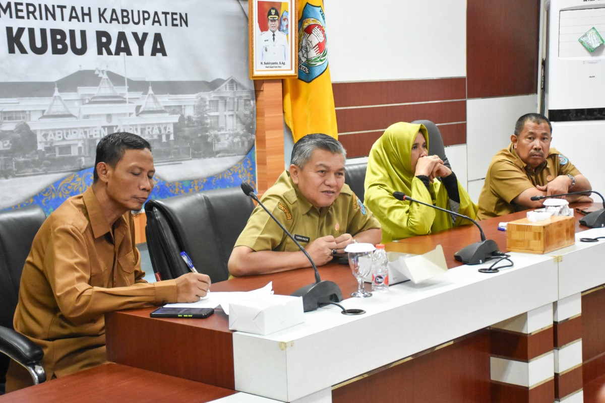 Rapat Koordinasi Pengendalian Inflasi Daerah Tahun 2025 Via Zoom Meeting Bersama Kementrian Dalam Negeri