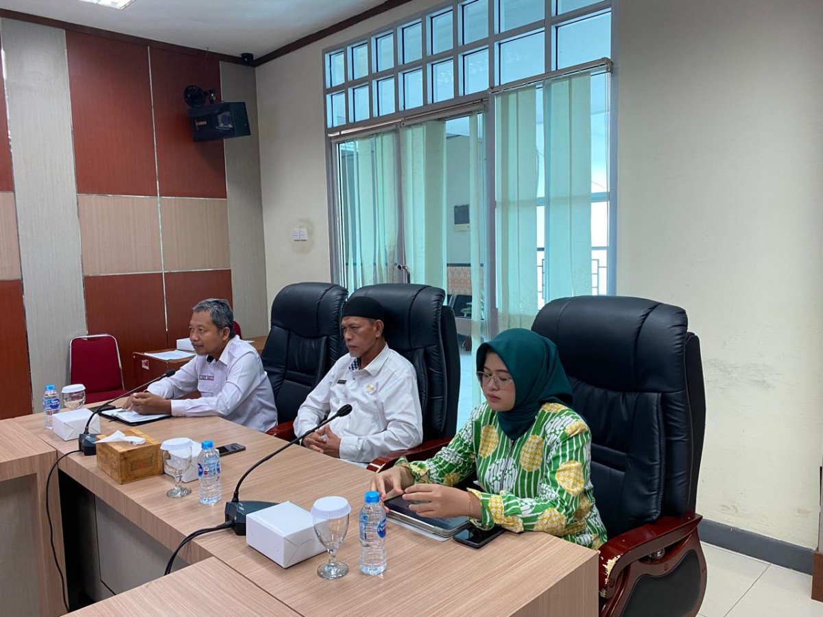 Rapat Koordinasi Pengendalian Inflasi Daerah Tahun 2025 Via Zoom Meeting Bersama Kementrian Dalam Negeri