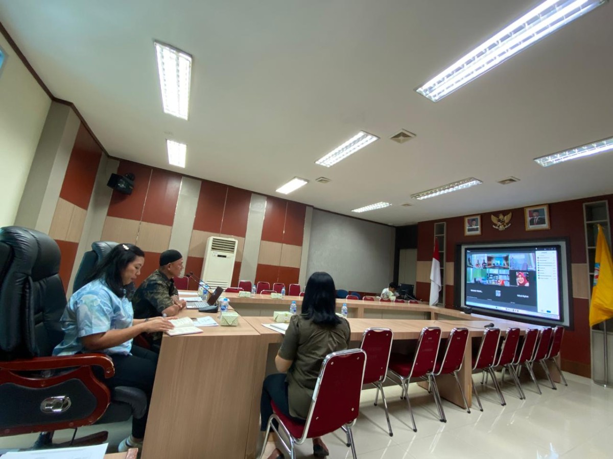 Rapat Koordinasi melalui Zoom Meeting Terkait Penyusunan Draft Sk Bersama Kepala Daerah Tentang Forum Kerjasama KUPONWAH