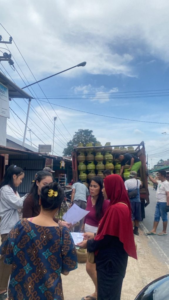 Operasi Pasar LPG 3 KG di Jl. Rasau Jaya I, Kecamatan Sungai Raya, Kubu Raya