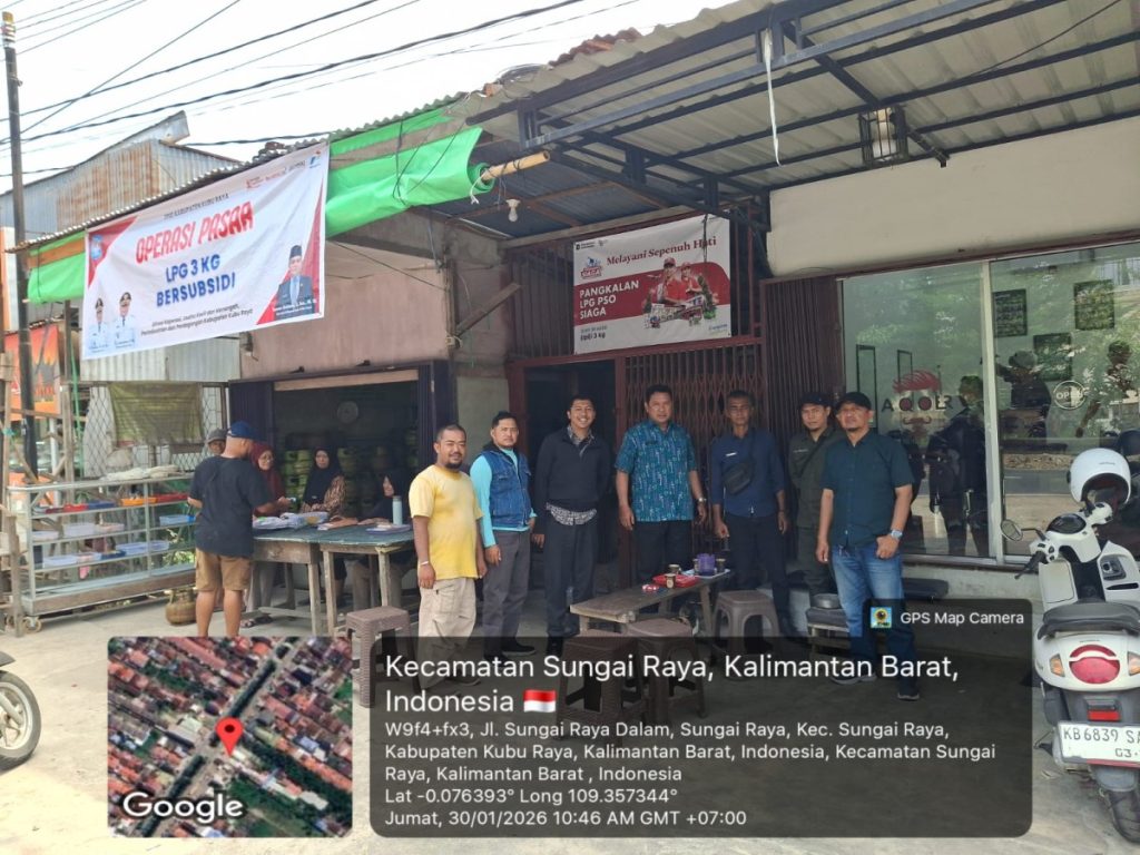 Operasi Pasar LPG 3 KG di Parit Baru, Kecamatan Sungai Raya, Kubu Raya
