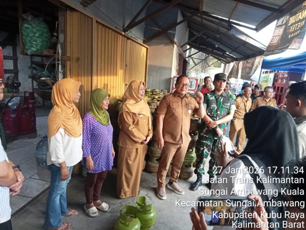 Operasi Pasar LPG 3 KG di Jl. Trans Kalimantan 24 B, Kecamatan Sungai Ambawang, Kubu Raya